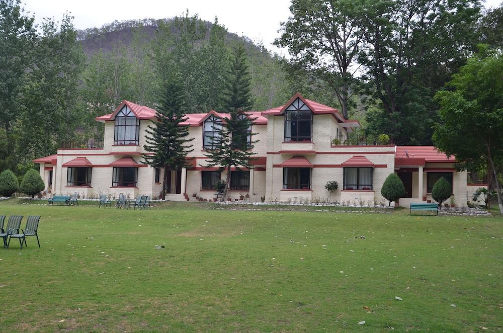 Welcomheritage Tarangi Ramganga Resort, Corbett Marchula Exterior foto