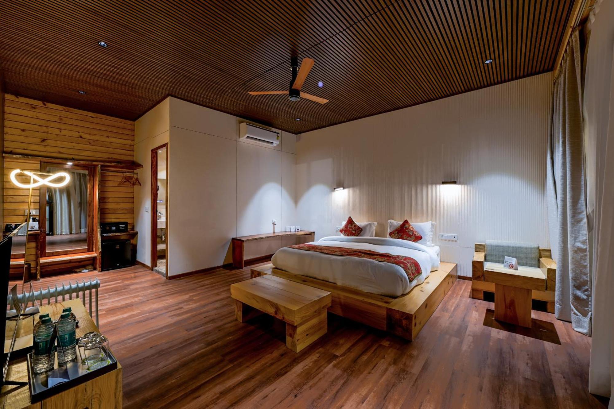 Welcomheritage Tarangi Ramganga Resort Marchula Exterior foto